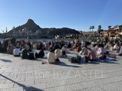 ハーバーグリーティング待ち／13:40