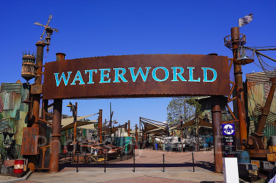ウォーターワールド