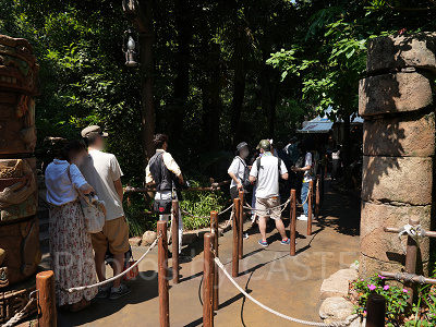 ミッキー＆フレンズ・グリーティングトレイルの待ち時間