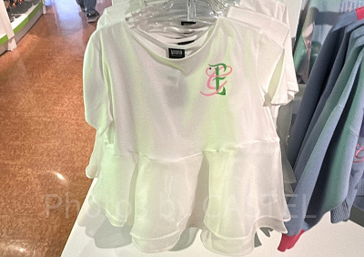 ウィキッドのガーリーなTシャツ