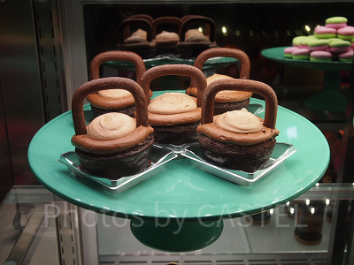 魔女鍋スポンジケーキ