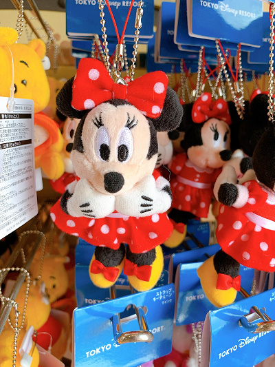 10 10発売 ディズニー新作キーホルダー8選 販売場所 値段まとめ スーベニアメダルが収納できる 10 10発売 ディズニー新作キーホルダー8選 販売場所 値段まとめ スーベニアメダルが収納できる