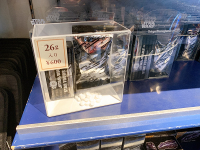 最新 スター ウォーズグッズ25選 東京ディズニーランドで買えるお土産まとめ 映画公開記念グッズも