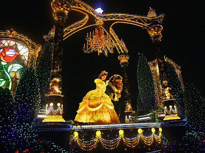 Tdl エレクトリカルパレード ドリームライツを解説 鑑賞場所 所要時間 フロートの順番は
