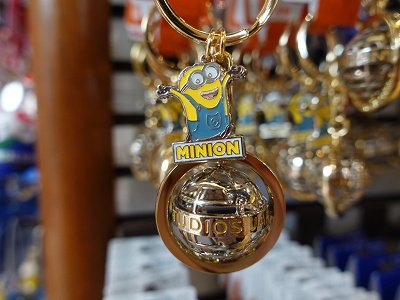 Usj キーホルダー ストラップのお土産まとめ 人気のエルモ ミニオン スヌーピー