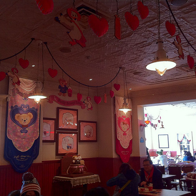 ダッフィーだらけの可愛い店内