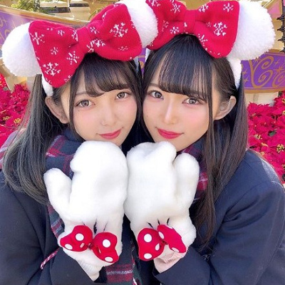 ミニーのカチューシャと手袋がキュートな制服コーデ