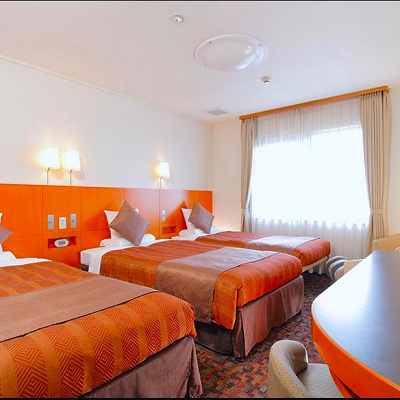 ホテルマイステイズ舞浜の客室。明るくモダンな雰囲気が心地よいです