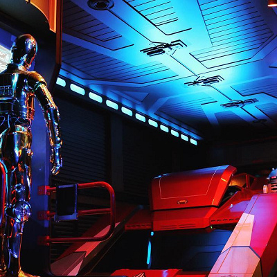 1989年から現在まで、長きにわたり愛されているスターツアーズ