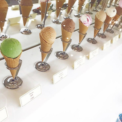 レトロな雰囲気が特徴的な、20世紀初頭をイメージしたメニュー