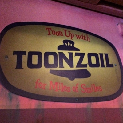 アメリカの石油企業のオマージュ