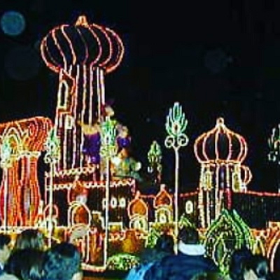 アラジンとジャスミンのフロート