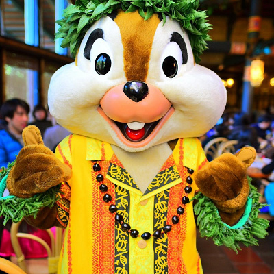 アロハ姿のチップ