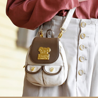 ポシェットとしても利用可能