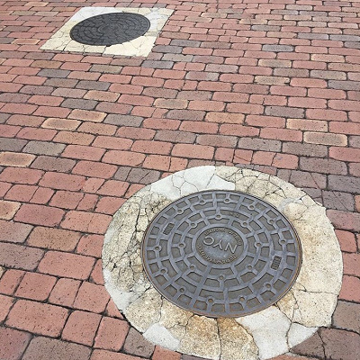 ニューヨーク・エリアのマンホールの周りボロボロじゃない？
