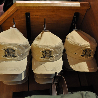 進撃の巨人キャップ