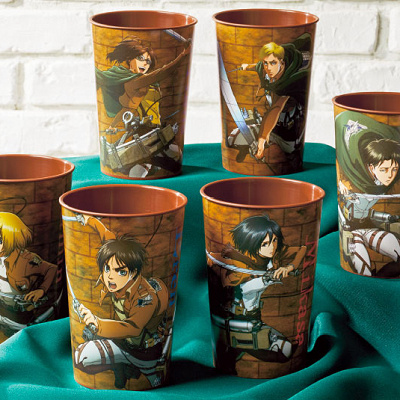 進撃の巨人ドリンクカップ