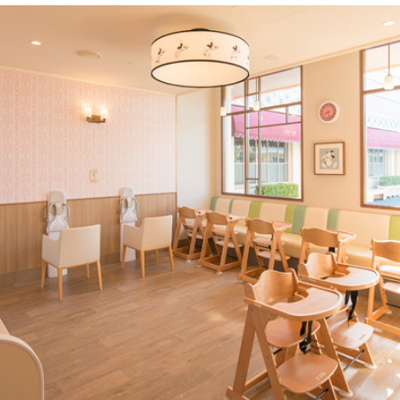 ベビーセンターの食事ルーム