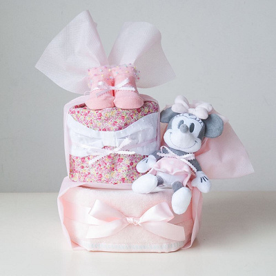 ベイビーミニーのおむつケーキ