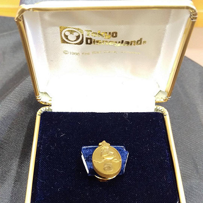 勤続年数によって貰えるバッジ