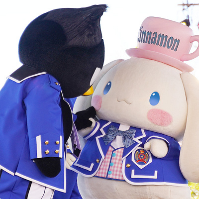 ライブショーのばつ丸・シナモロール