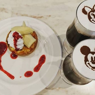 バナナとラズベリーのタルト