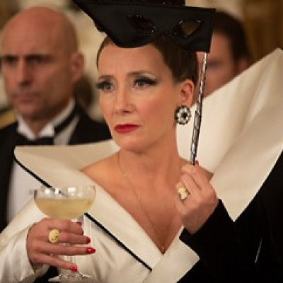 バロネスのファッション