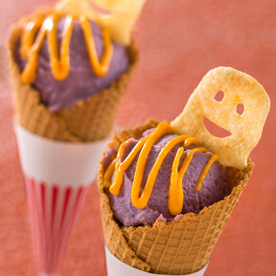 牛カルビコーン（紫イモ・マッシュポテト）