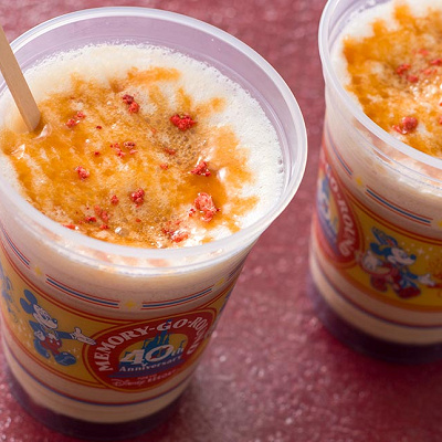 ベリーキャラメルラテ