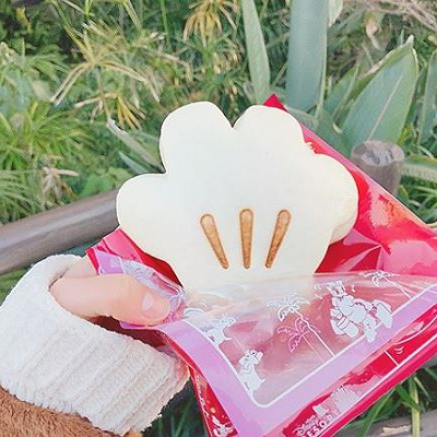 ボイラールーム・バイツの「グローブシェイプ・ポークパオ」