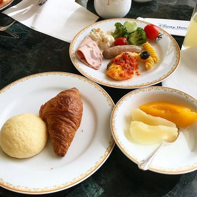 ブレックファストブッフェ