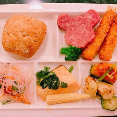 クリスタルパレス・レストランのブッフェ