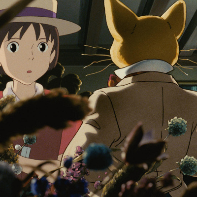 キャプション：雫が出会った男爵猫の人形・バロン