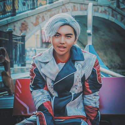 カルロスの仮装