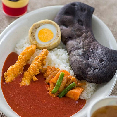 カスバ・フードコート（インクレディブル・ファミリー・セット）