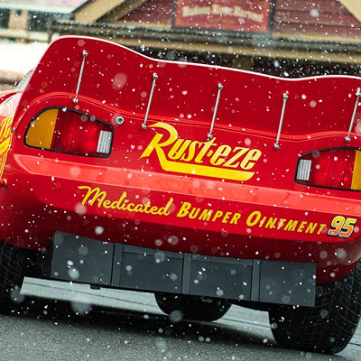 「ピストン・カップ」に出場するキャラクター