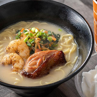 チキンと海老の白湯麺