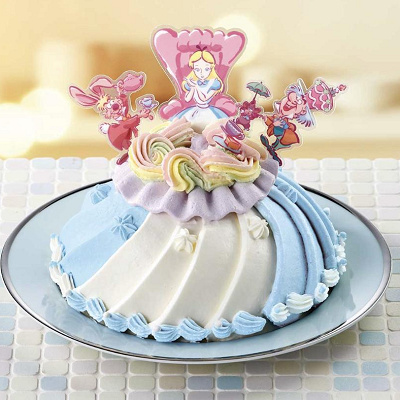 クリスマスケーキ＜アリスとふしぎなお茶会＞