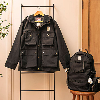 サーキュレーティングスマイルグッズ　キャストカスタムズ