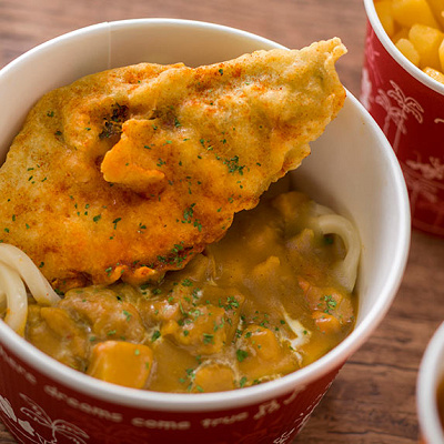 カレークラムチャウダーうどん、白身魚のフリッター