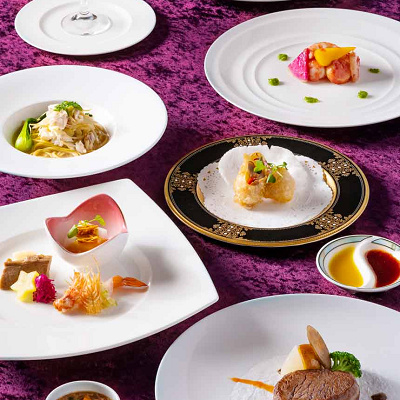 “ディズニー・クリスマス”スペシャルディナー　エメラルド・ギフト