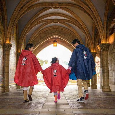 【6月のディズニーコーデ】おすすめの持ち物