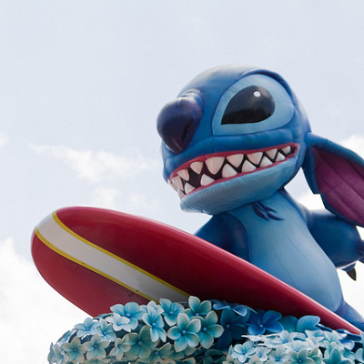 ディズニーリゾートはスティッチグッズの宝庫