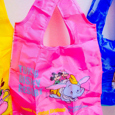 ディズニーリゾート限定エコバッグ②：空飛ぶダンボ（ピンク）