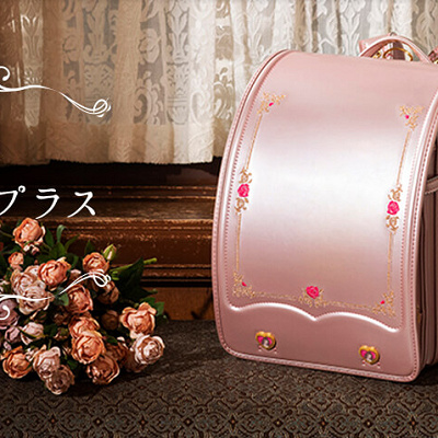 ディズニーリゾートオリジナルランドセル：プレミアムプラス