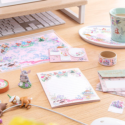 ディズニーリゾートの春をテーマにしたグッズ