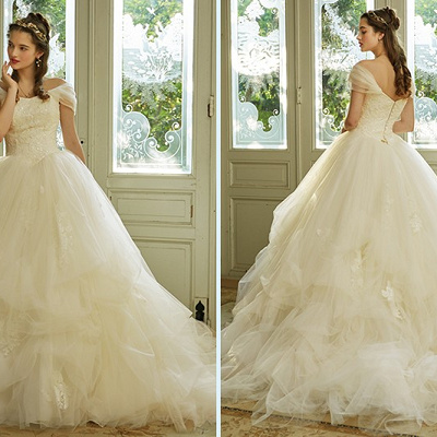 ディズニーウエディングドレス：ベル