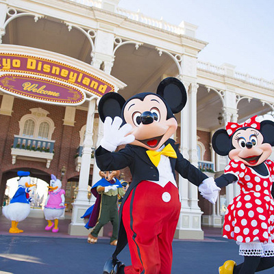 ディズニーランド＆シーのエントランス