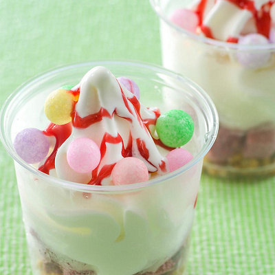 イースターパステルサンデー（ミルクソフトクリーム＆グラノーラ）