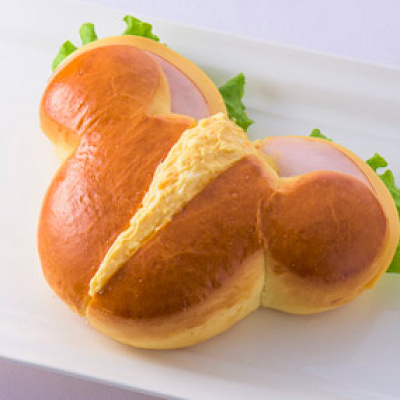 タマゴとハムのミッキーサンド